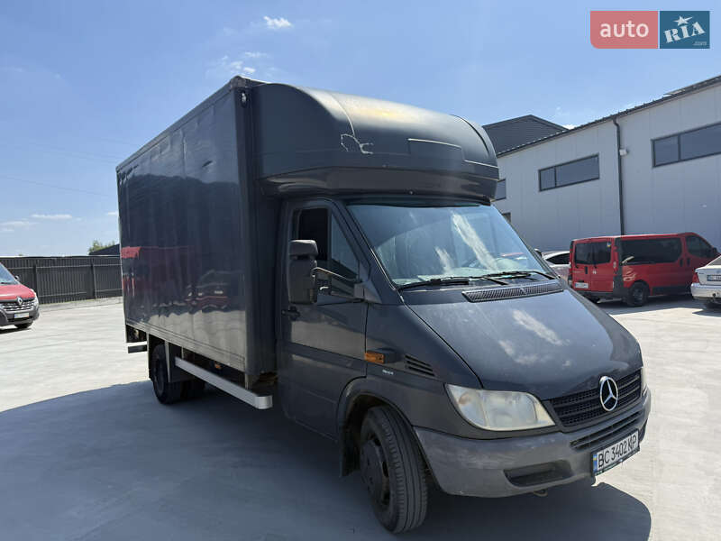 Mercedes-Benz Sprinter 2006