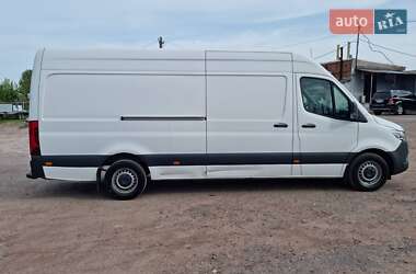 Грузовой фургон Mercedes-Benz Sprinter 2020 в 