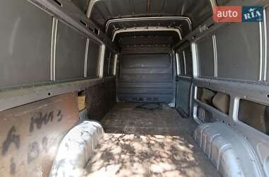 Грузовой фургон Mercedes-Benz Sprinter 2003 в 