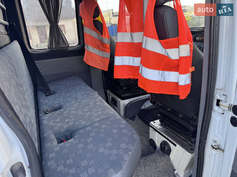 Эвакуатор Mercedes-Benz Sprinter 2006 в Хусте