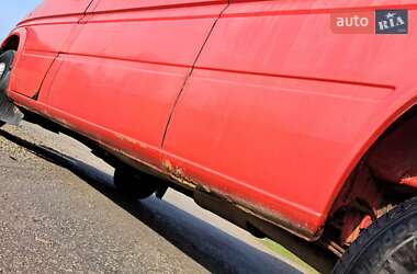 Микроавтобус Mercedes-Benz Sprinter 2005 в 