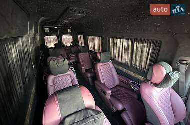 Мікроавтобус Mercedes-Benz Sprinter 2024 в 