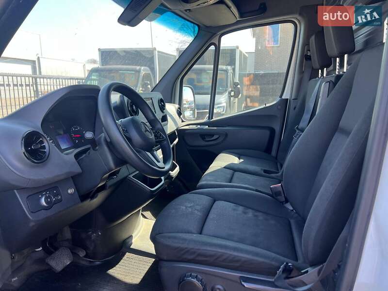 Грузовой фургон Mercedes-Benz Sprinter 2022 в Долине