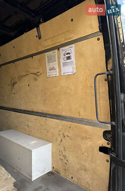 Грузовой фургон Mercedes-Benz Sprinter 2015 в 