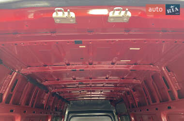 Грузовой фургон Mercedes-Benz Sprinter 2014 в 