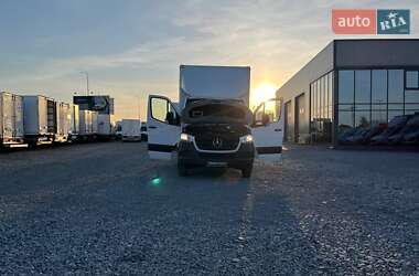 Грузовой фургон Mercedes-Benz Sprinter 2021 в 