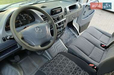Грузовой фургон Mercedes-Benz Sprinter 2000 в 