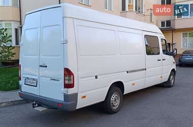 Вантажний фургон Mercedes-Benz Sprinter 2005 в 