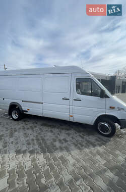 Грузовой фургон Mercedes-Benz Sprinter 2005 в 