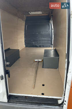 Грузовой фургон Mercedes-Benz Sprinter 2005 в 
