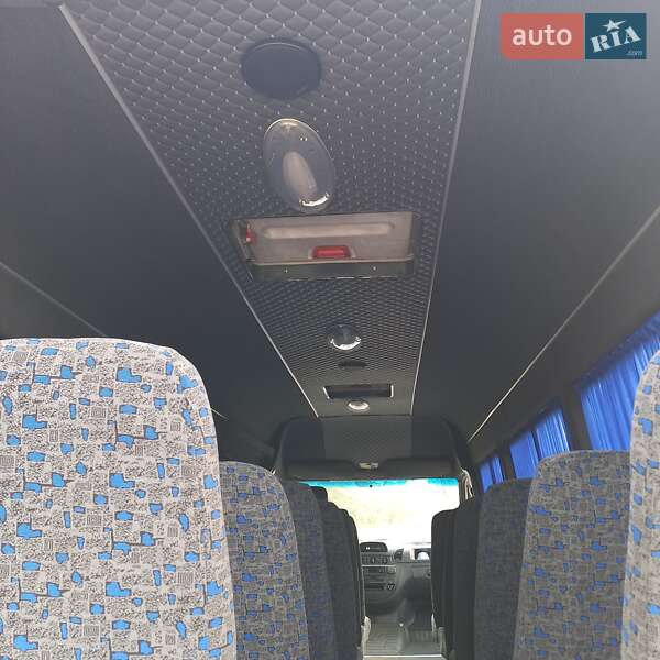 Мікроавтобус Mercedes-Benz Sprinter 2003 в Дніпрі
