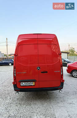 Вантажний фургон Mercedes-Benz Sprinter 2021 в 
