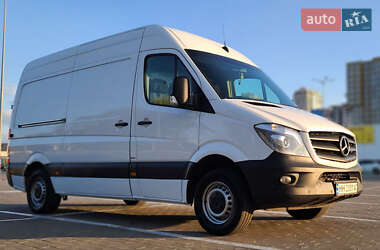 Грузовой фургон Mercedes-Benz Sprinter 2016 в 