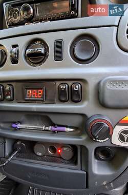Мінівен Mercedes-Benz Sprinter 2003 в 