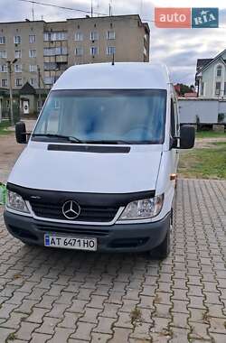 Грузопассажирский фургон Mercedes-Benz Sprinter 2005 в Городенке
