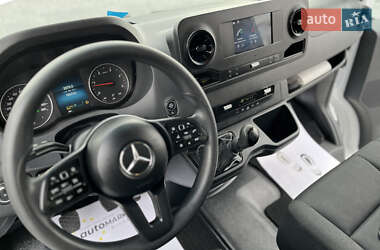 Грузовой фургон Mercedes-Benz Sprinter 2021 в 