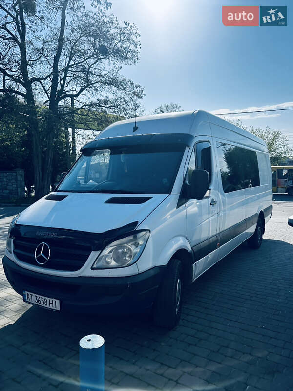 Грузопассажирский фургон Mercedes-Benz Sprinter 2008 в 