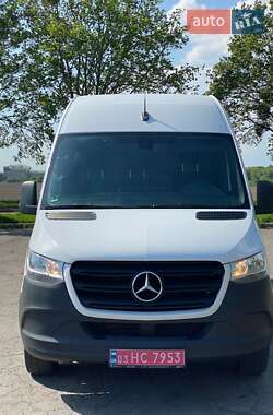 Грузовой фургон Mercedes-Benz Sprinter 2019 в 