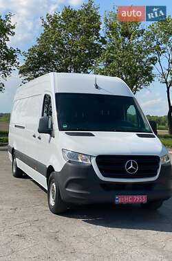 Вантажний фургон Mercedes-Benz Sprinter 2019 в Володимирі