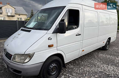 Вантажний фургон Mercedes-Benz Sprinter 2001 в Яворові