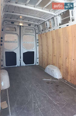 Грузовой фургон Mercedes-Benz Sprinter 2021 в 