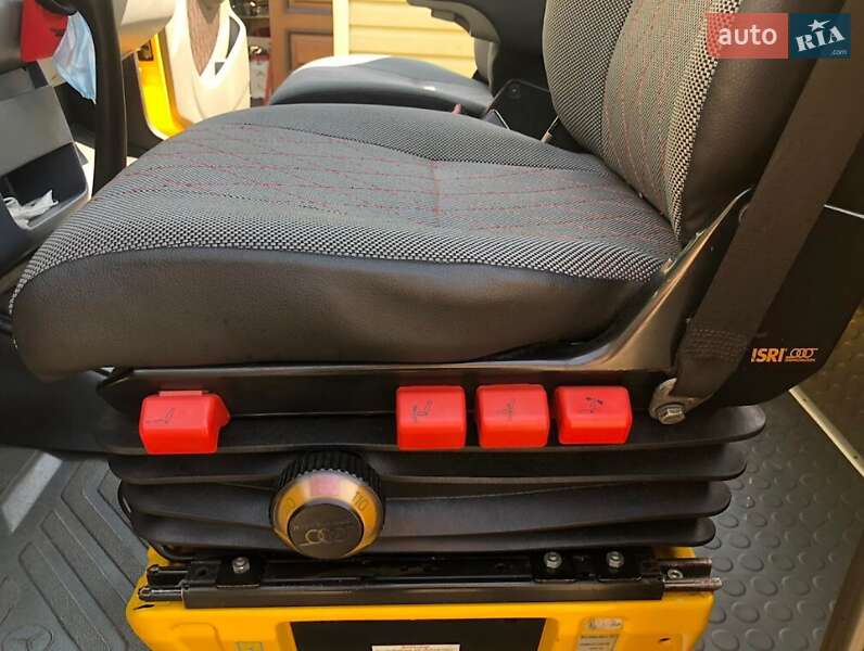 Евакуатор Mercedes-Benz Sprinter 1997 в Одесі