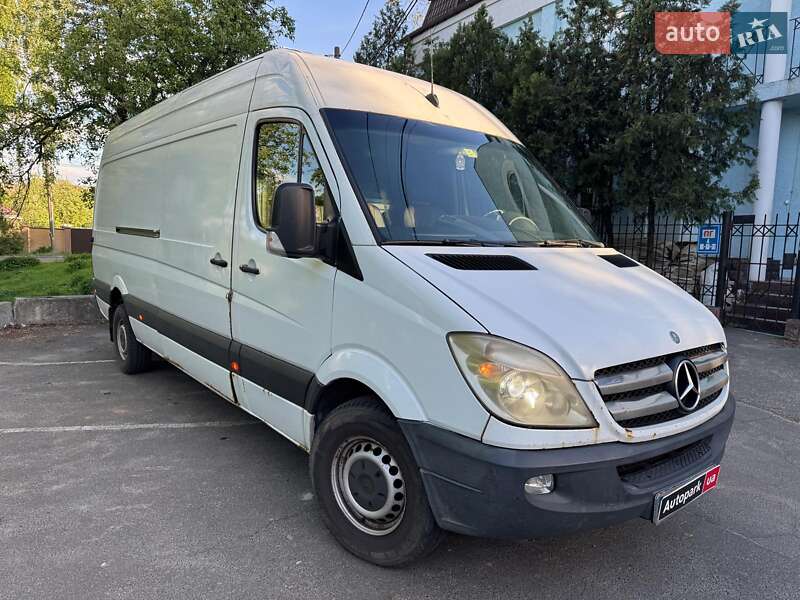 Грузовой фургон Mercedes-Benz Sprinter 2008 в Киеве