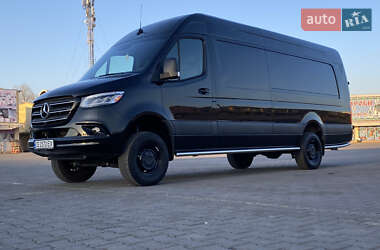 Вантажний фургон Mercedes-Benz Sprinter 2022 в 