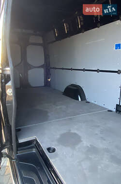 Вантажний фургон Mercedes-Benz Sprinter 2022 в 