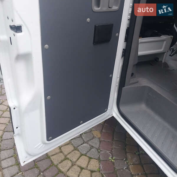 Автовоз Mercedes-Benz Sprinter 2009 в Долині