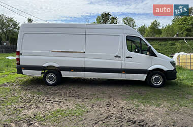 Вантажний фургон Mercedes-Benz Sprinter 2015 в 