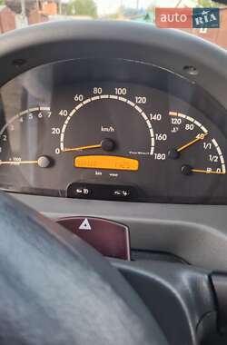 Вантажний фургон Mercedes-Benz Sprinter 2003 в 