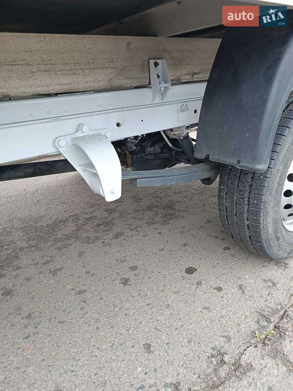 Тентований Mercedes-Benz Sprinter 2004 в Дніпрі