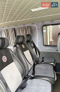 Микроавтобус Mercedes-Benz Sprinter 2012 в 