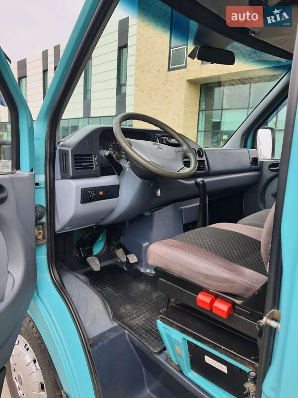 Вантажопасажирський фургон Mercedes-Benz Sprinter 1998 в Хмельницькому