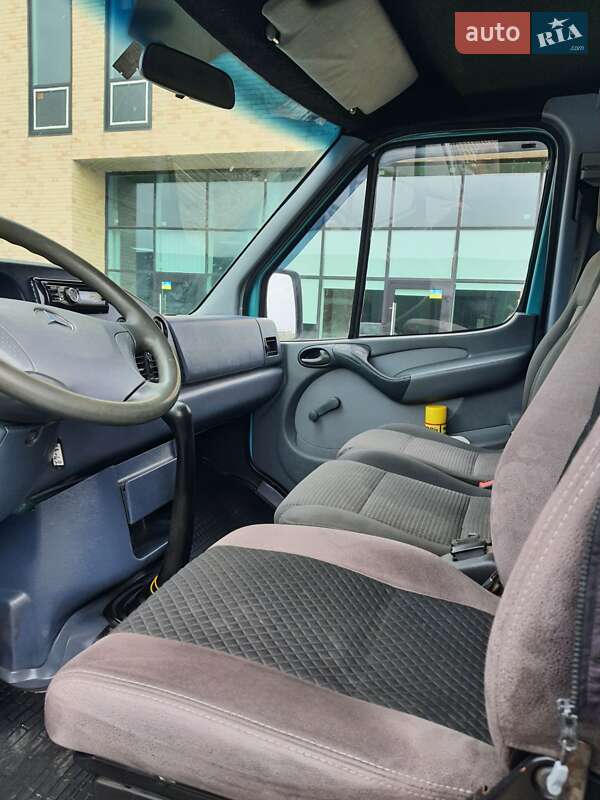 Вантажопасажирський фургон Mercedes-Benz Sprinter 1998 в Хмельницькому