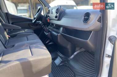 Вантажний фургон Mercedes-Benz Sprinter 2019 в 