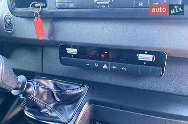 Вантажний фургон Mercedes-Benz Sprinter 2019 в 