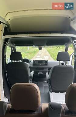 Грузопассажирский фургон Mercedes-Benz Sprinter 2019 в 