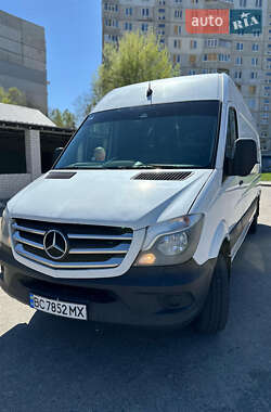 Вантажний фургон Mercedes-Benz Sprinter 2015 в Харкові