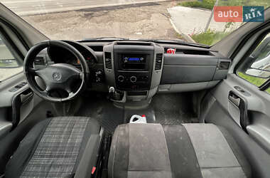 Грузовой фургон Mercedes-Benz Sprinter 2011 в 