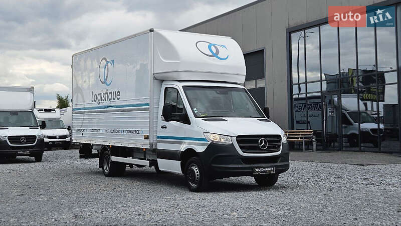 Mercedes-Benz Sprinter 2021