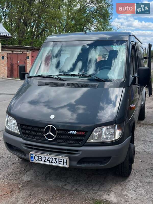 Вантажопасажирський фургон Mercedes-Benz Sprinter 2005 в 