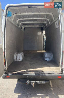 Грузовой фургон Mercedes-Benz Sprinter 2001 в 