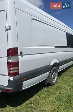 Грузовой фургон Mercedes-Benz Sprinter 2007 в 