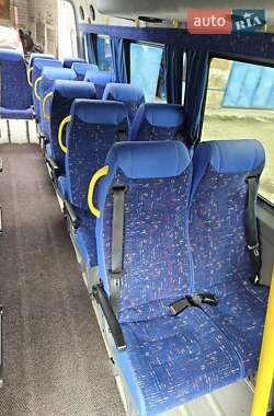 Туристичний / Міжміський автобус Mercedes-Benz Sprinter 2013 в 