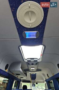 Туристичний / Міжміський автобус Mercedes-Benz Sprinter 2013 в 