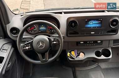 Грузовой фургон Mercedes-Benz Sprinter 2019 в 