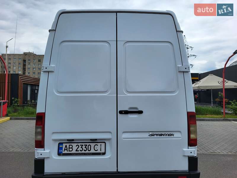 Вантажний фургон Mercedes-Benz Sprinter 2005 в Вінниці