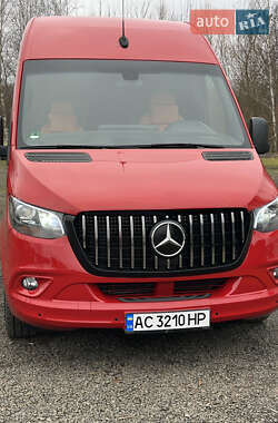 Грузопассажирский фургон Mercedes-Benz Sprinter 2020 в Луцке